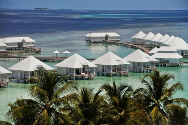 Your guide to 12 Best Resorts to stay in Maldives