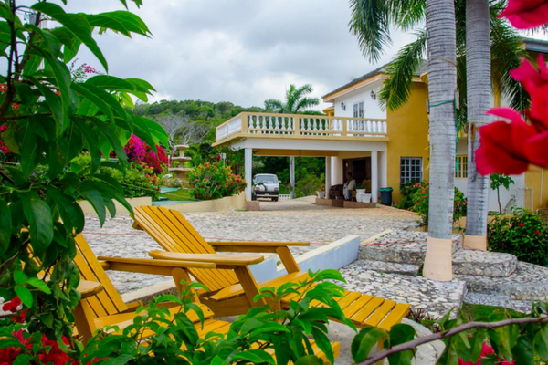 Best hotel to stay in Montego Bay