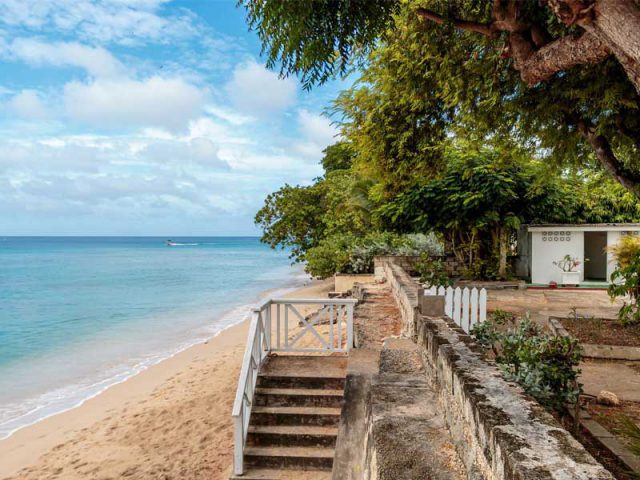 Last minutes cheap flights deals to barbados from London UK