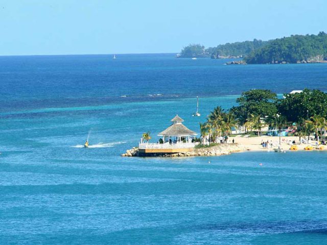 Last minutes cheap flights deals to Montego Bay from London UK