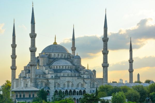 Business Class flights deals to Istanbul from london uk