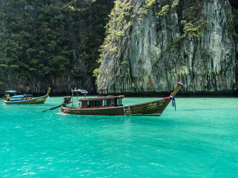 Business Class Flight Tickets to Phuket