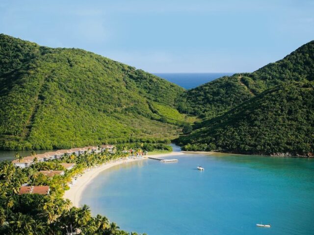 Carlisle Bay, Antigua