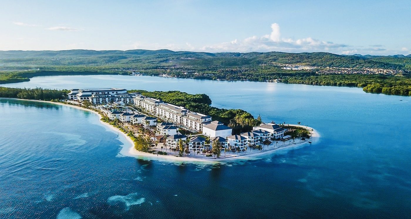 Excellence Oyster Bay