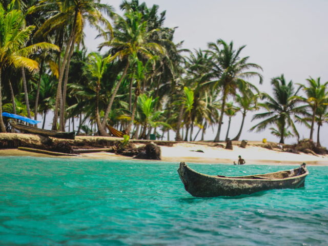 https://www.flightspro.co.uk/wp-content/uploads/2026/04/Panama-640x480.jpg
