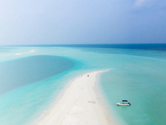 Island Hoping Maldives