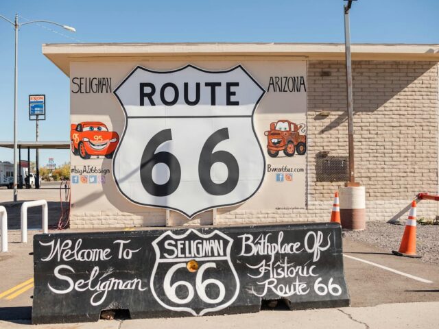 Route 66 Photo & Nostalgia Stops