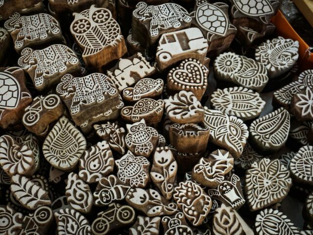 https://www.flightspro.co.uk/wp-content/uploads/2026/04/wooden-block-print-640x480.jpg