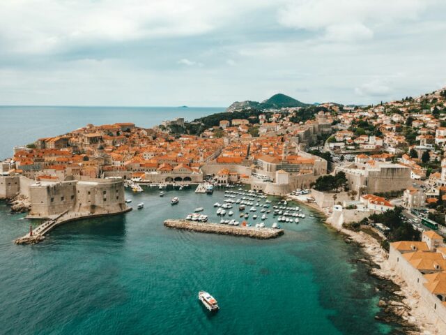 https://www.flightspro.co.uk/wp-content/uploads/2026/05/private-dubrovnik-walking-tour-640x480.jpg