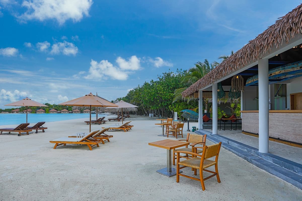 Sri Lanka Holiday: Coastal Living & Ayurveda Retreat