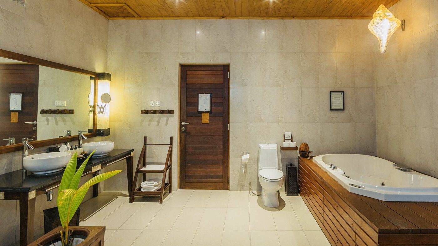 Kuredu Island Resort & Spa, Maldives Holiday