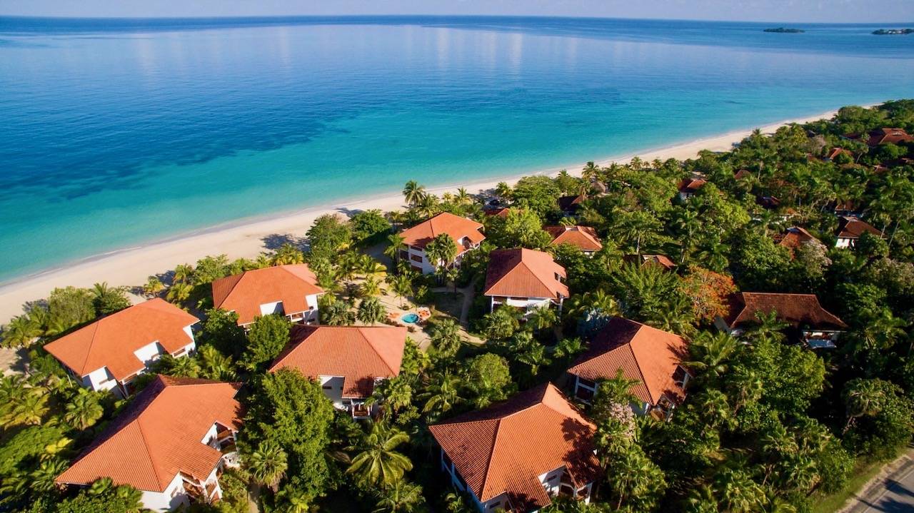 Couples Swept Away, Negril, Jamaica
