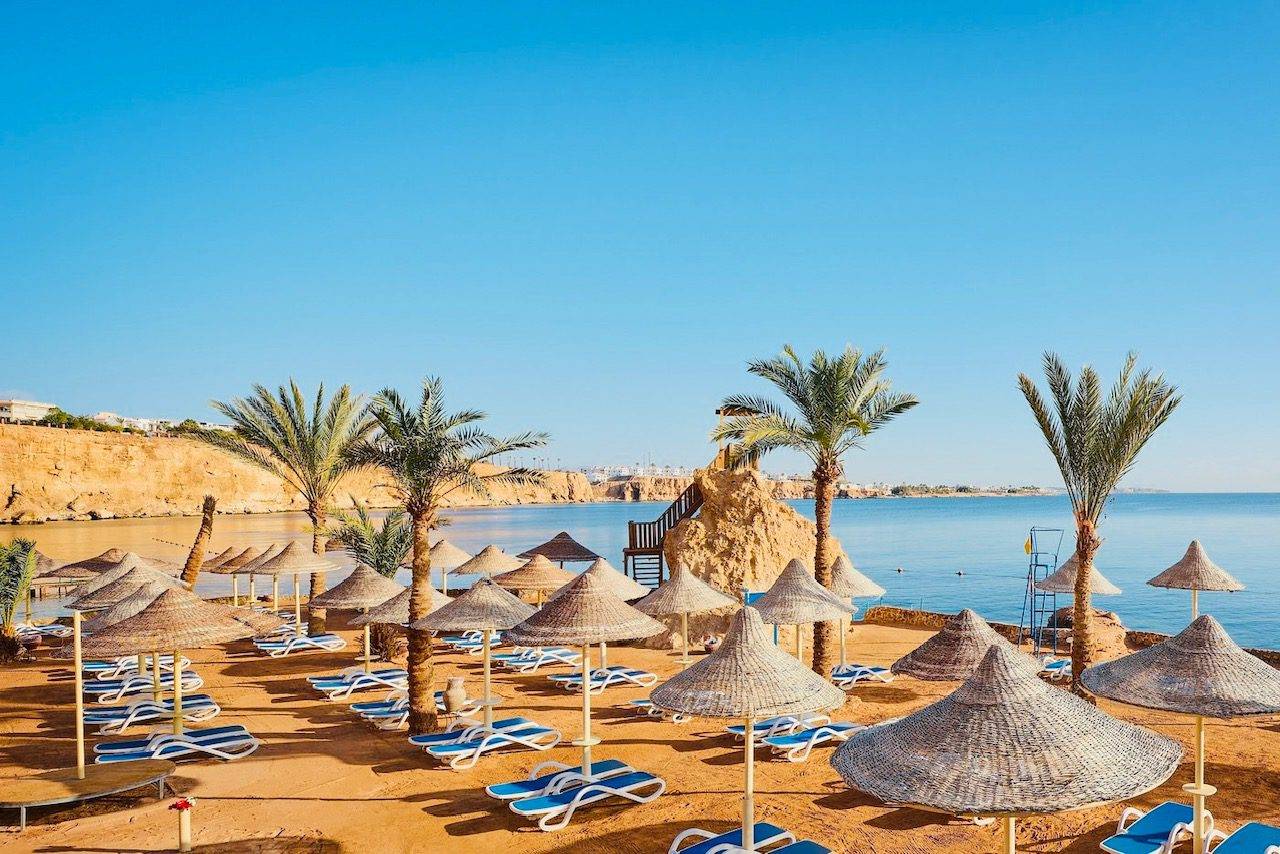 Dreams Beach Resort