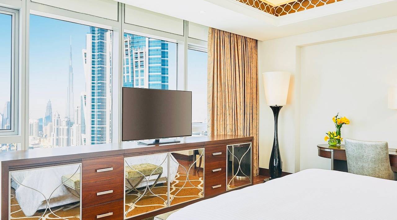 Luxury Twin-Centre Holiday: Dubai & Maldives
