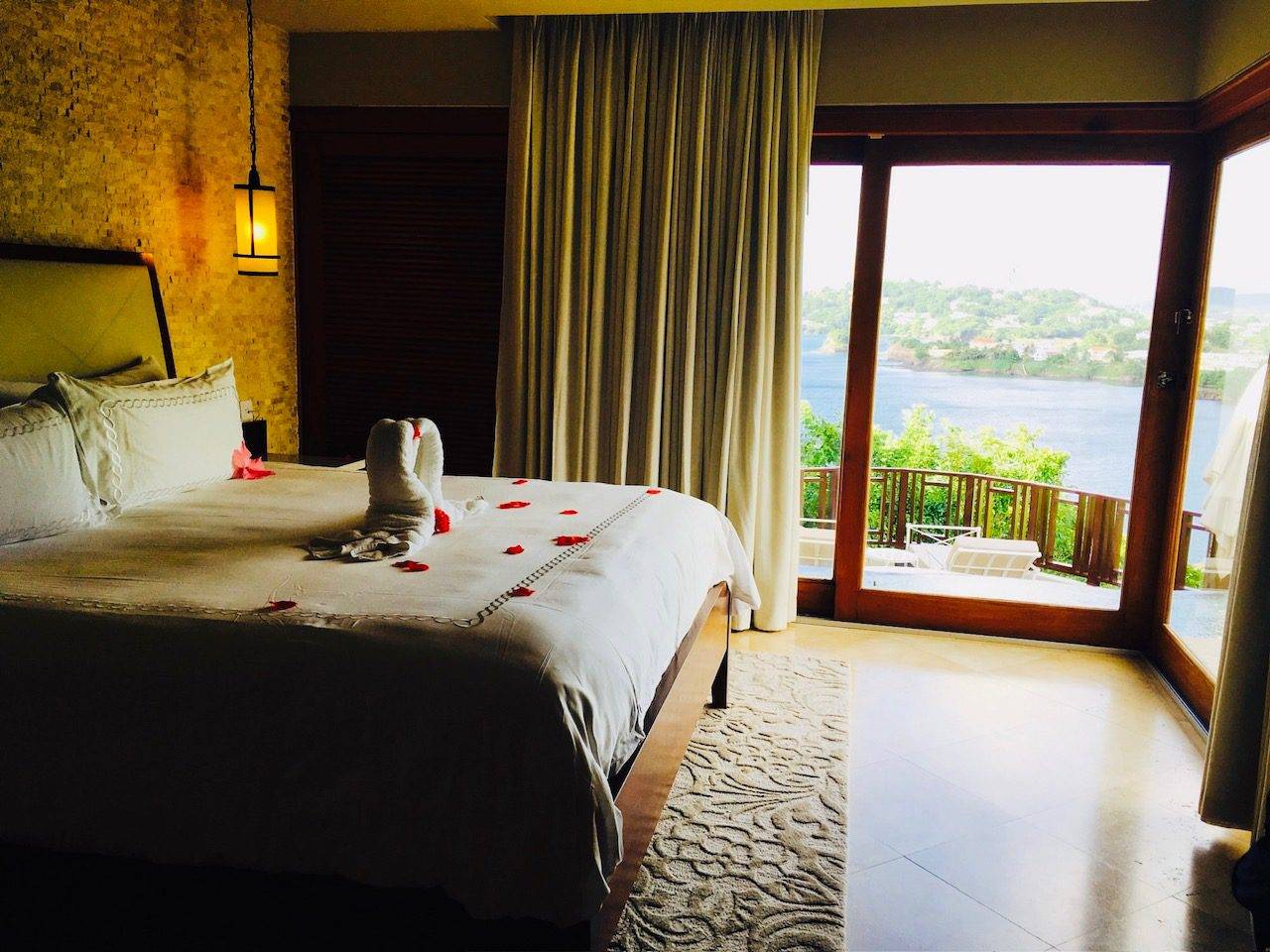 Sandals Regency La Toc