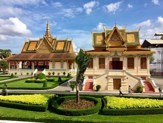 Essential Vietnam & Cambodia