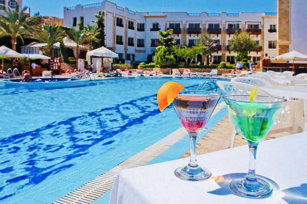 Falcon Naama Star Hotel