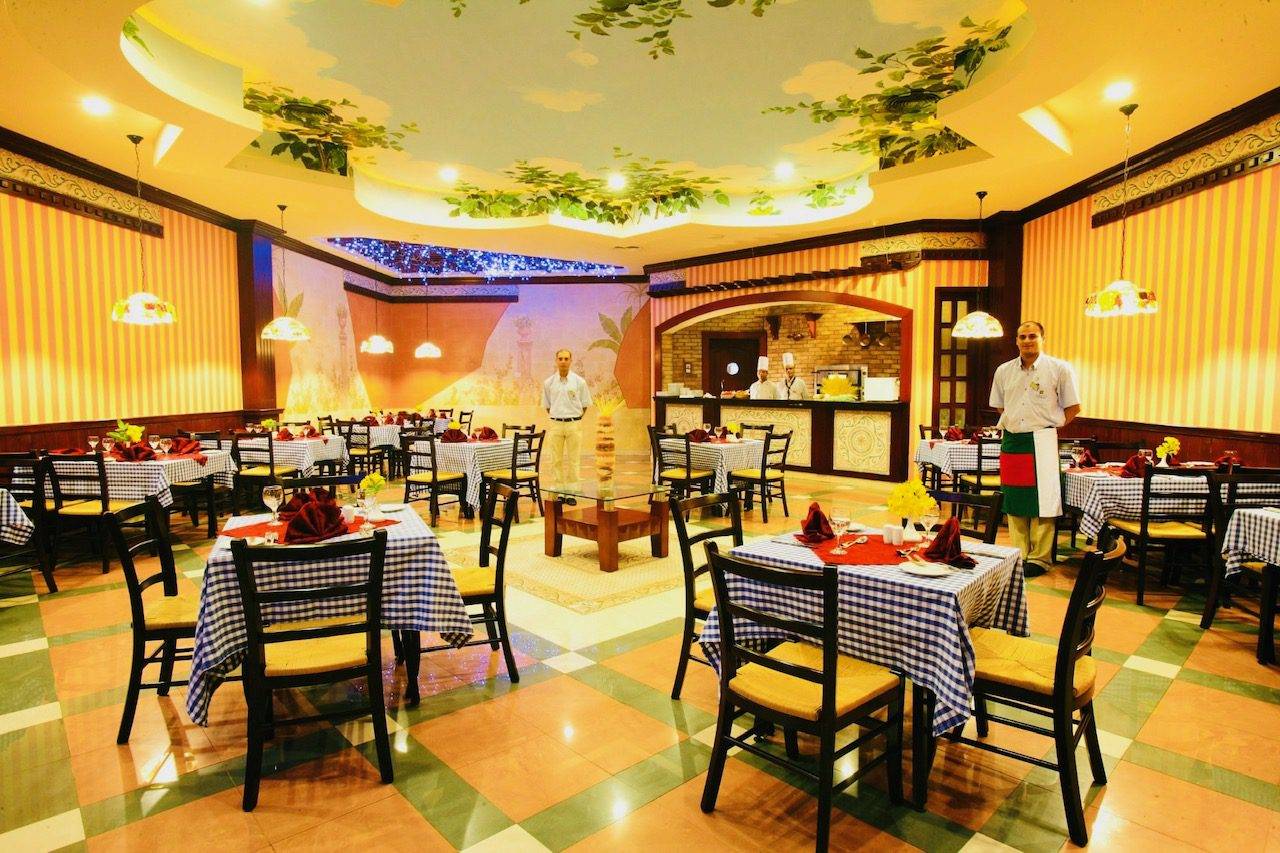 Rehana Royal Beach Resort