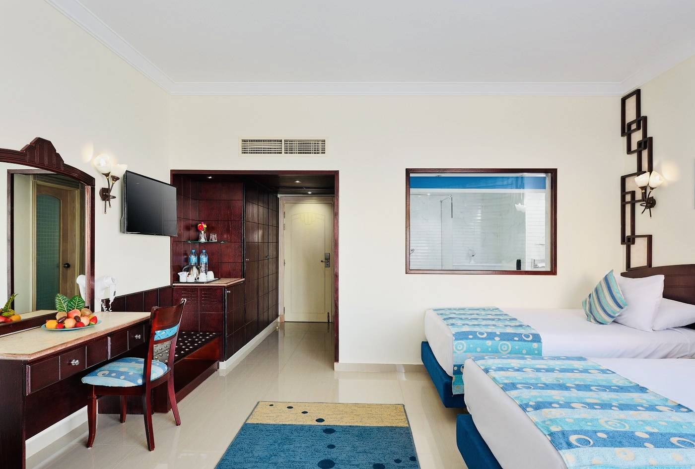Dreams Beach Resort