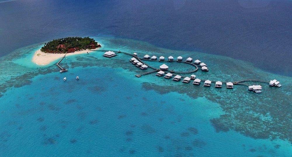 Diamonds Thudufushi Maldives